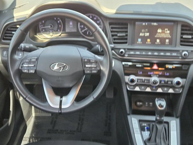 Used 2020 Hyundai Elantra Value Edition w/ Cargo Package (C1) FWD image 27