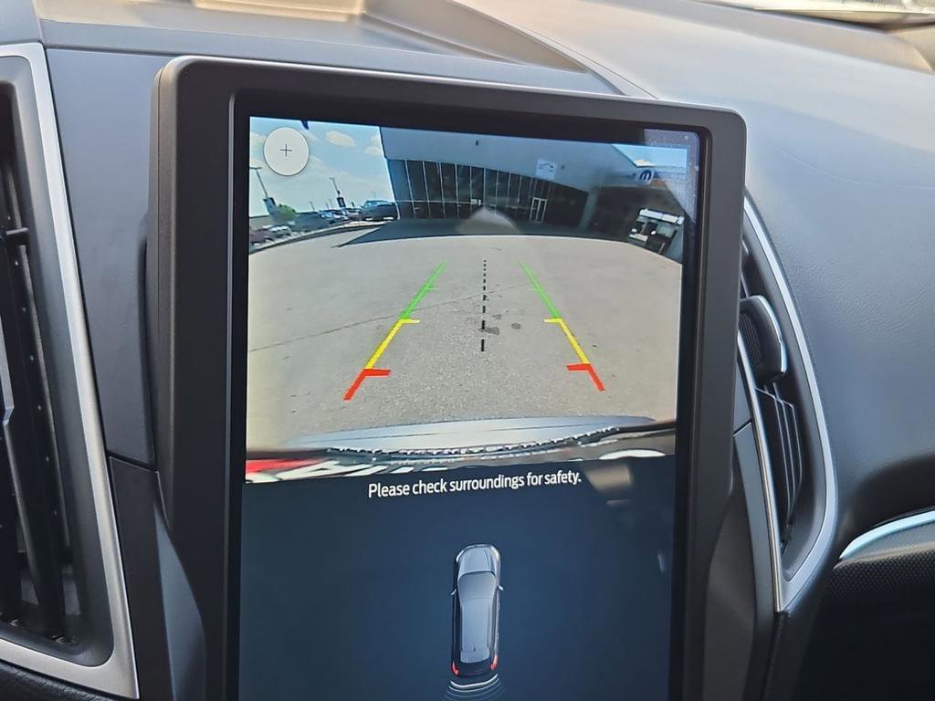 Used 2021 Ford Edge ST-Line image 34