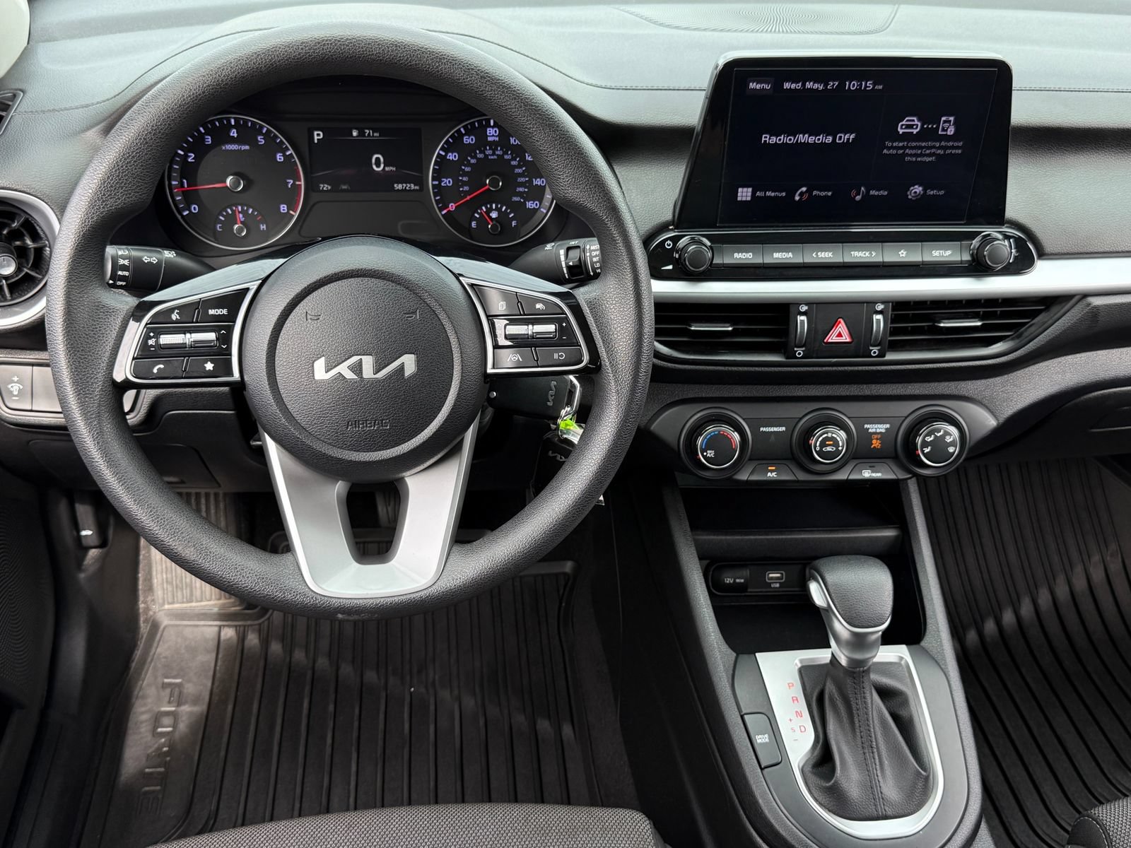 Used 2024 Kia Forte LX FWD image 9