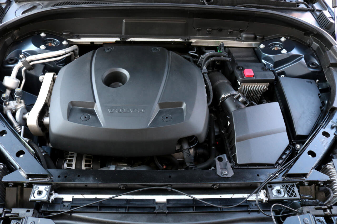 Used 2021 Volvo XC60 T5 Inscription w/ Climate Package image 46