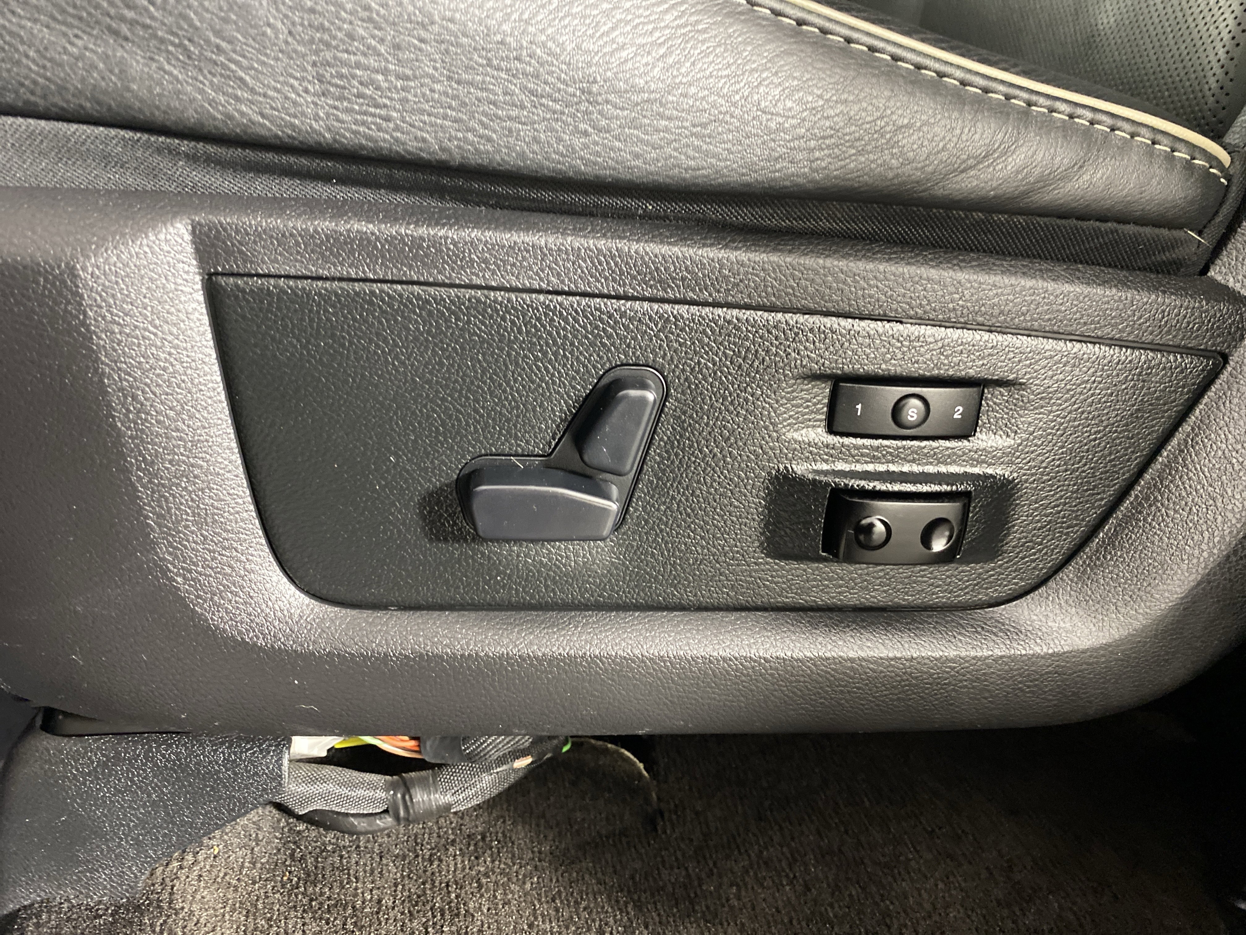 Used 2018 RAM 2500 Limited image 19