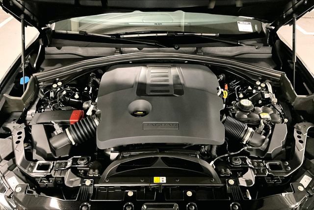 Certified 2024 Jaguar F-PACE R-Dynamic S AWD/4WD image 9