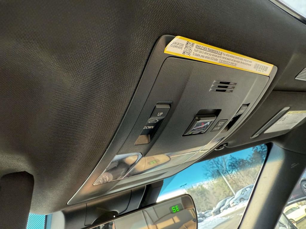 Used 2025 Lexus ES 350 Premium w/ Premium Package image 26