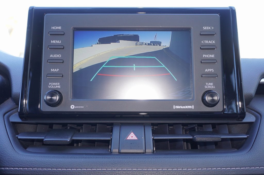 Used 2020 Toyota RAV4 XLE image 17