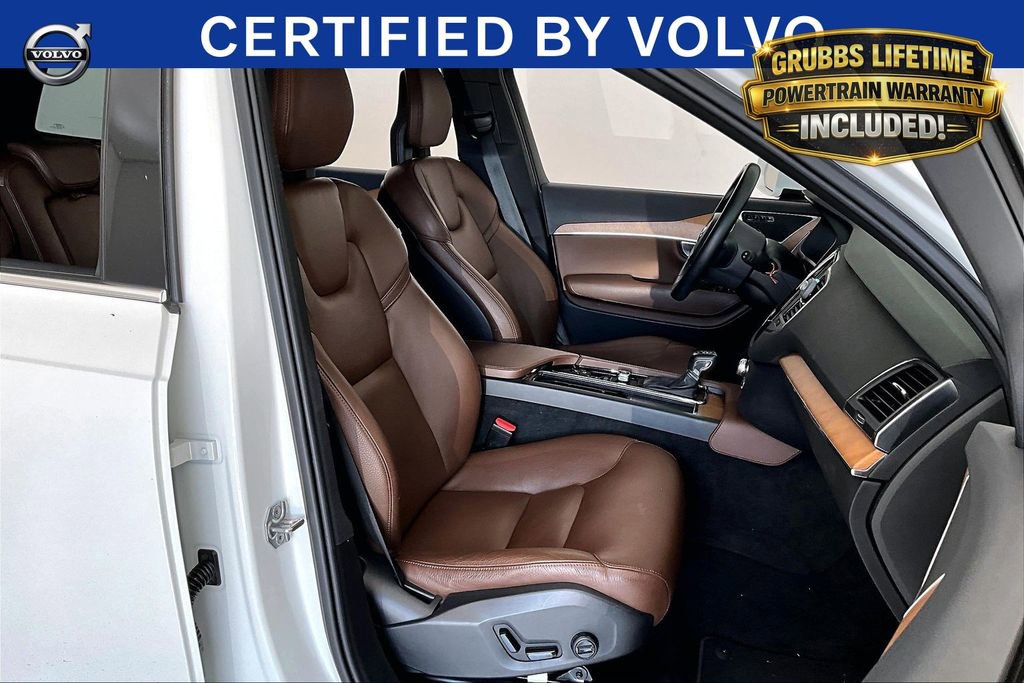 Used 2021 Volvo XC90 T6 Momentum w/ Climate Package AWD/4WD image 11