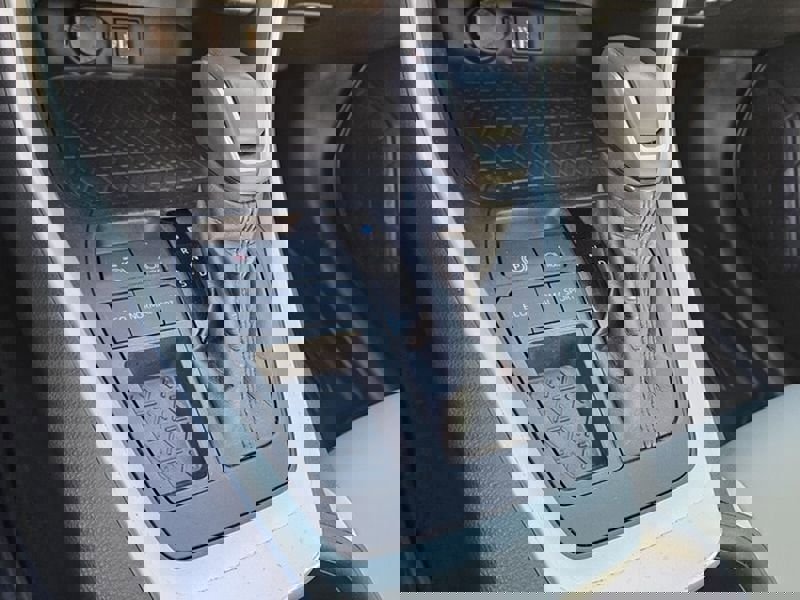 Used 2023 Toyota RAV4 XLE Premium image 26