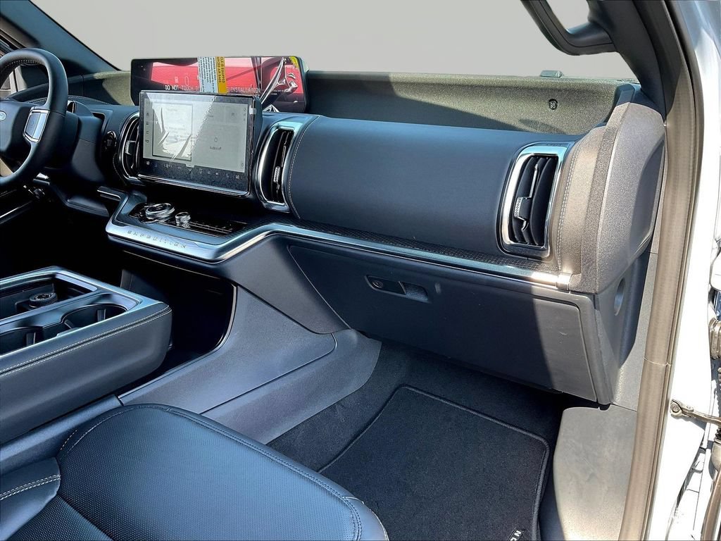 New 2027 Ford Expedition Max Platinum w/ Stealth Performance Package AWD/4WD image 38
