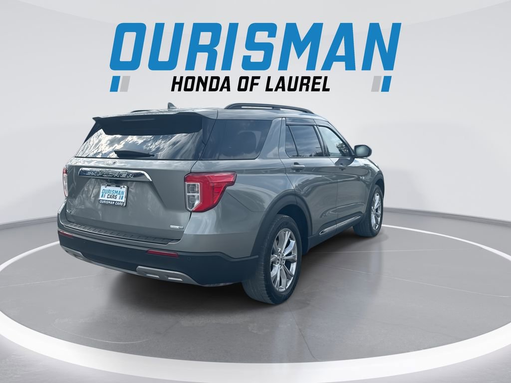 Used 2020 Ford Explorer XLT w/ Equipment Group 202A image 8