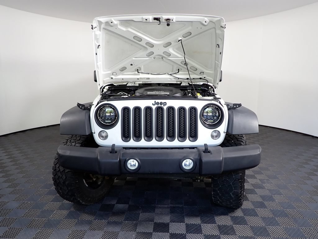 Used 2015 Jeep Wrangler Unlimited Sport w/ Quick Order Package 24S AWD/4WD image 36