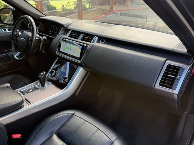 Used 2018 Land Rover Range Rover Sport HSE image 21