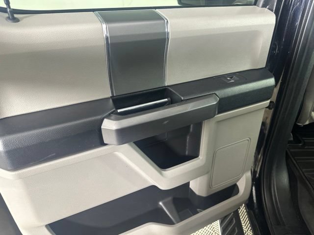 Used 2020 Ford F150 XLT w/ Equipment Group 302A Luxury AWD/4WD image 17