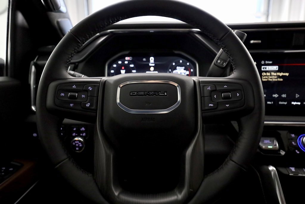 Used 2026 GMC Sierra 3500 Denali Ultimate image 24