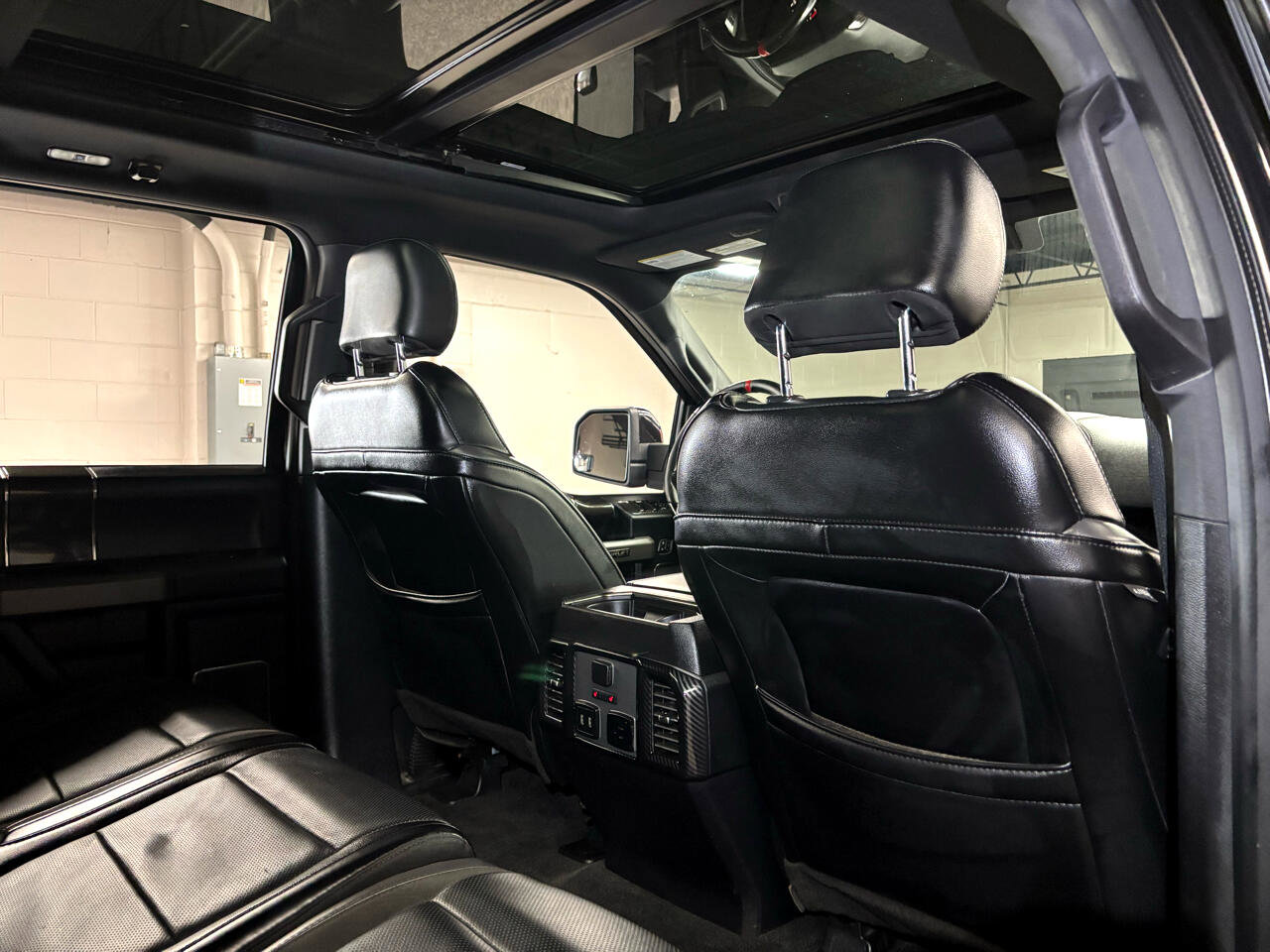 Used 2019 Ford F150 Raptor w/ Equipment Group 802A Luxury image 19