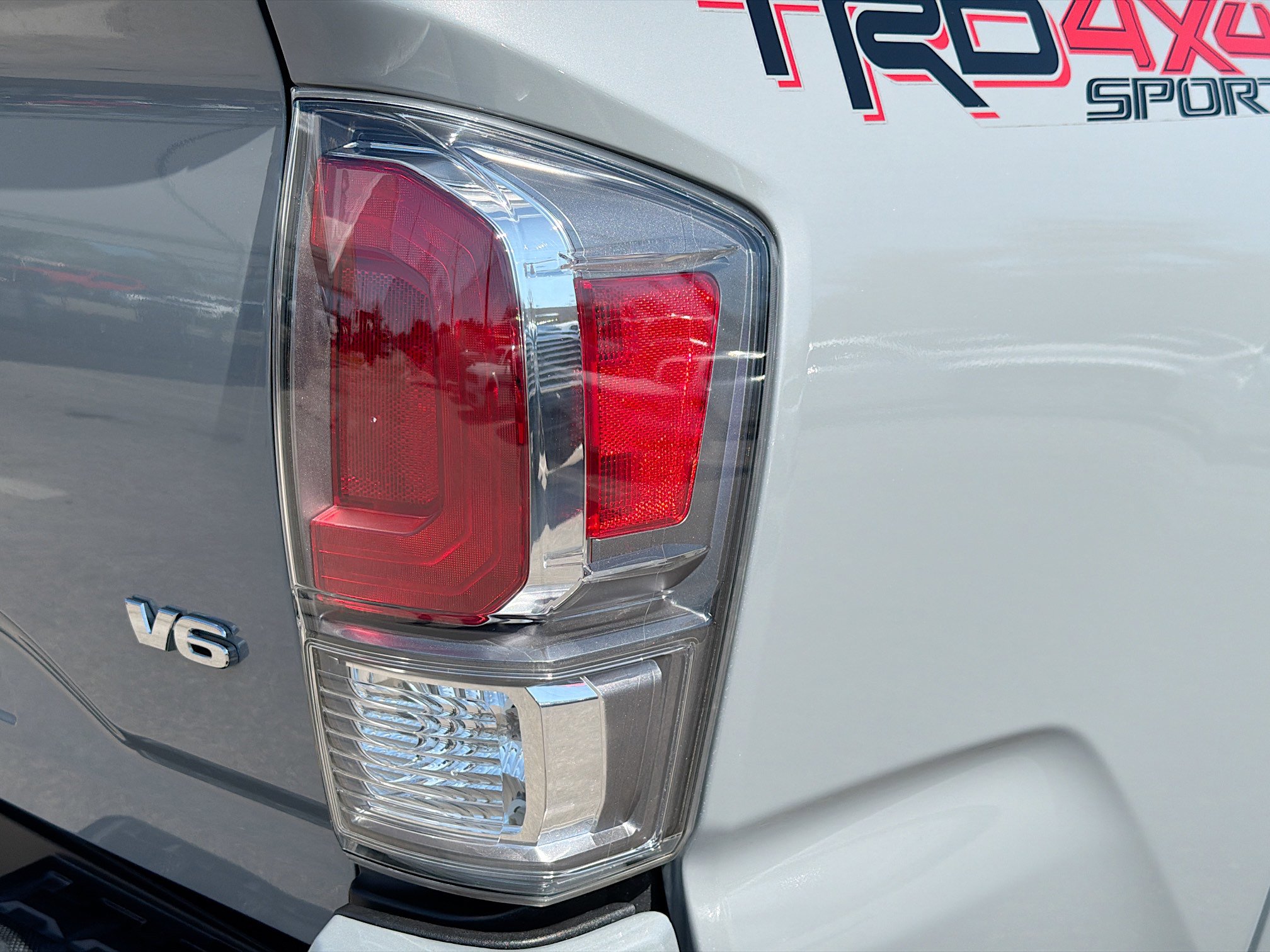 Used 2021 Toyota Tacoma TRD Sport image 10