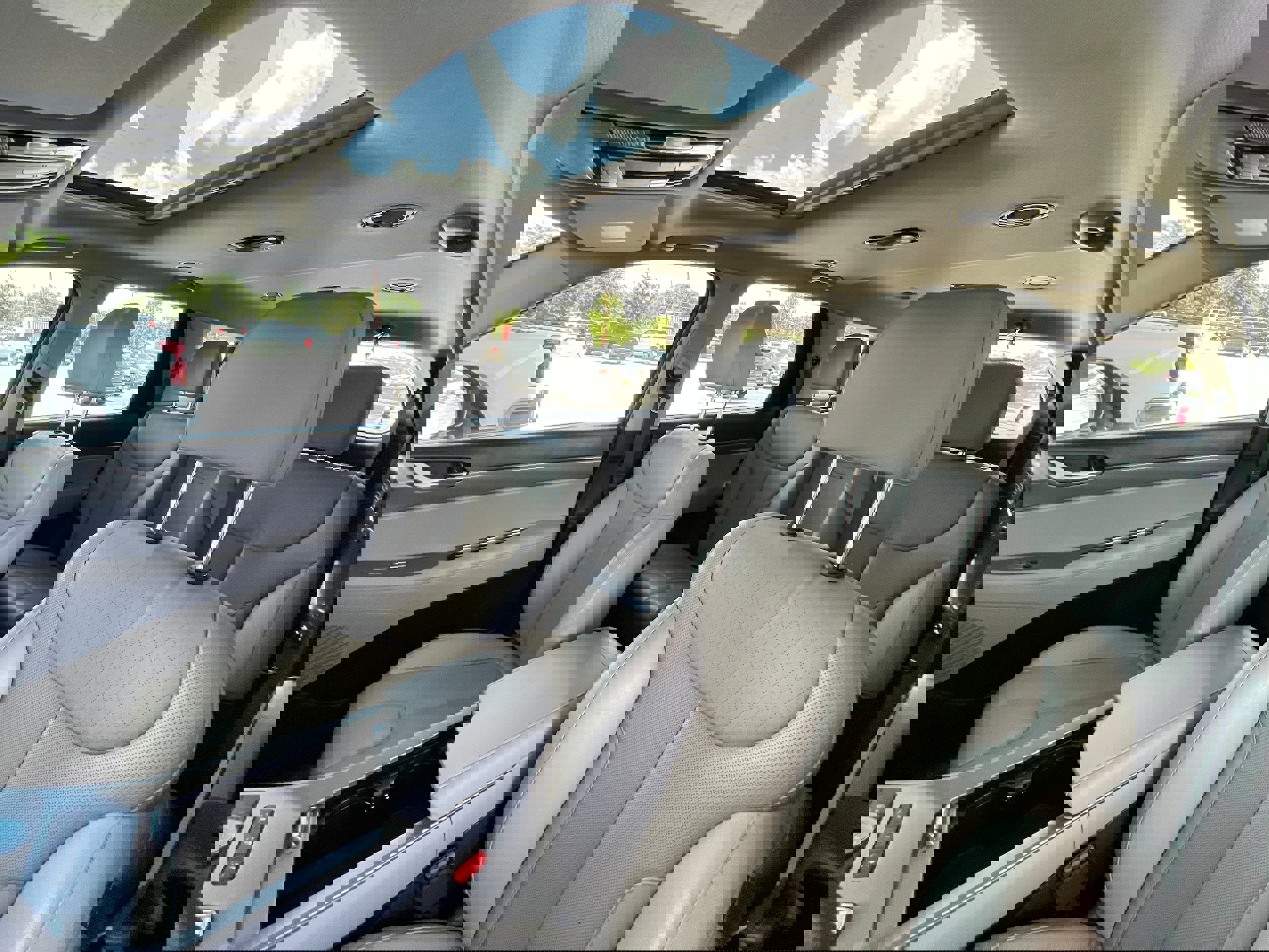 Used 2022 Hyundai Palisade SEL w/ 8P Bench Seat Package image 38