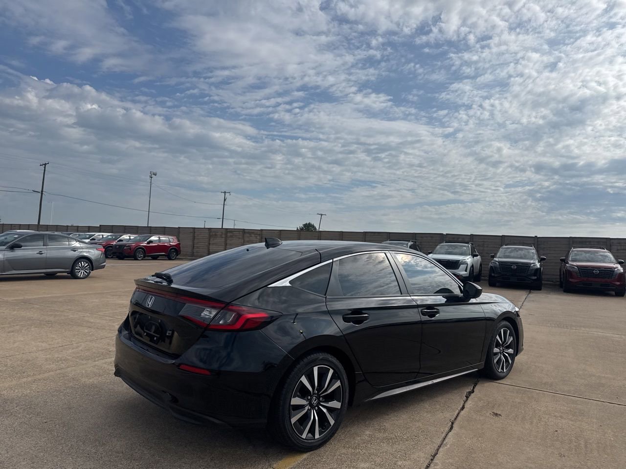 Used 2023 Honda Civic EX-L image 21