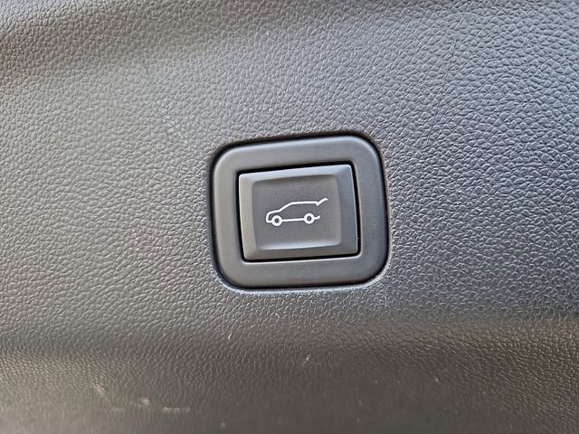 Used 2023 Chevrolet Tahoe High Country image 31