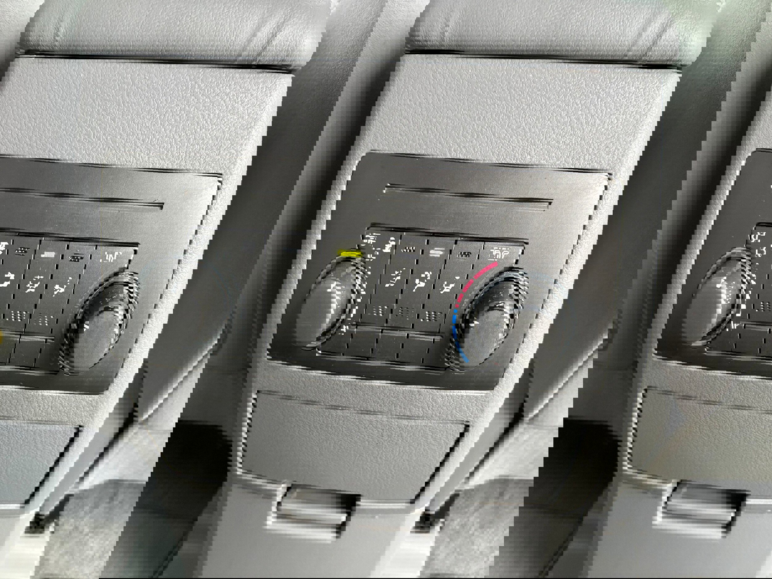 Used 2008 Toyota Highlander Sport image 21