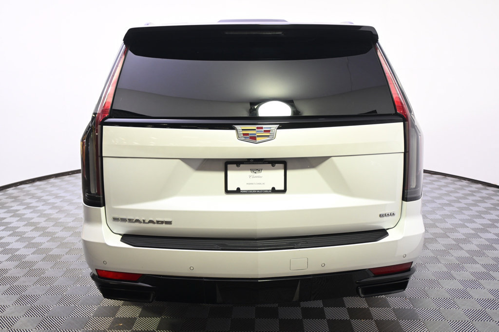 Used 2023 Cadillac Escalade Sport Platinum w/ Heavy-Duty Trailer Package AWD/4WD image 5