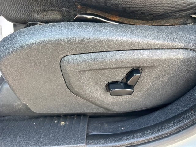 Used 2010 Jeep Commander Sport image 20