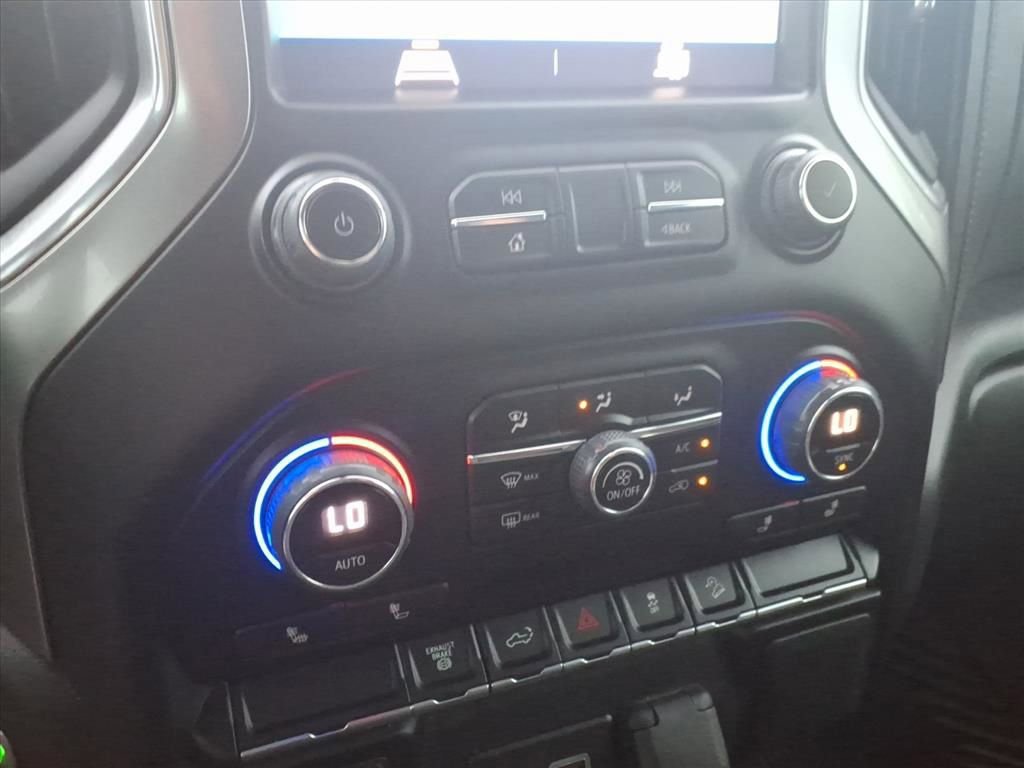 Used 2022 Chevrolet Silverado 2500 LT w/ Convenience Package image 16