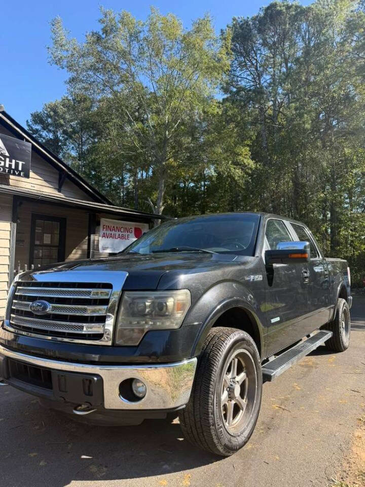 Used 2014 Ford F150 Lariat w/ Lariat Chrome Package image 2