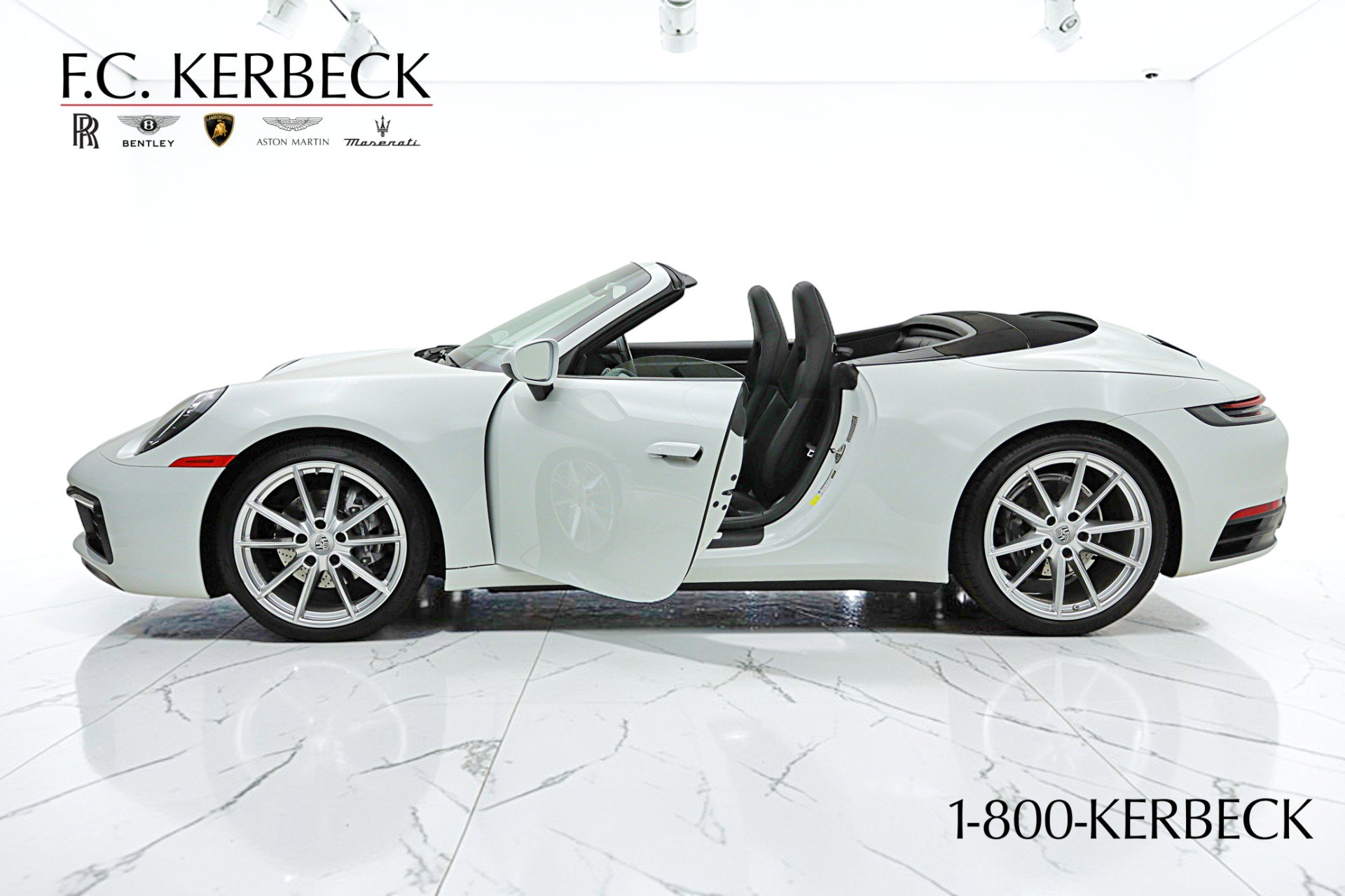 Used 2020 Porsche 911 Carrera RWD image 4