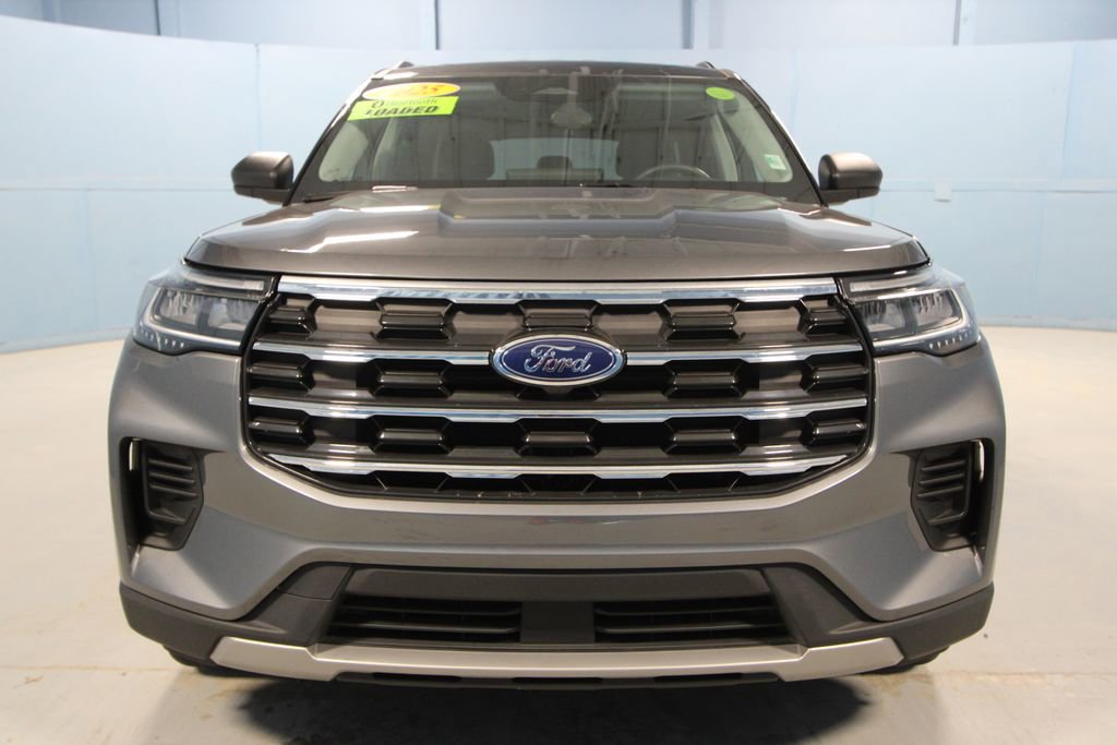 Used 2025 Ford Explorer Active image 24