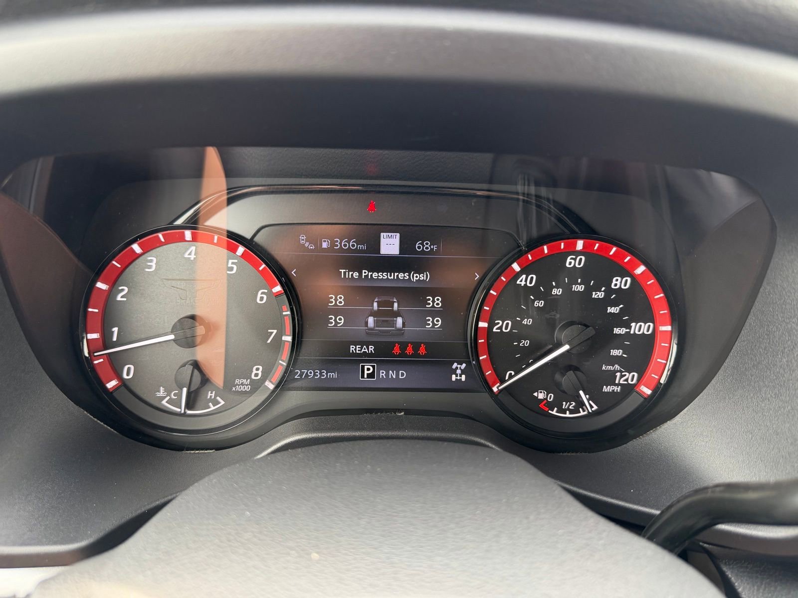 Used 2023 Nissan Titan PRO-4X w/ Pro-4x Utility Package image 17