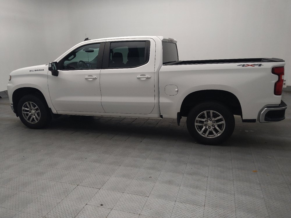 Used 2020 Chevrolet Silverado 1500 LT w/ LT Value Package AWD/4WD image 3