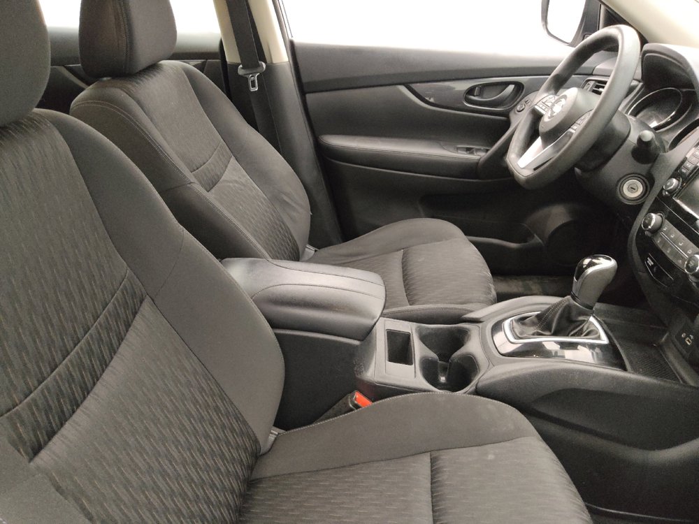 Used 2020 Nissan Rogue S image 21