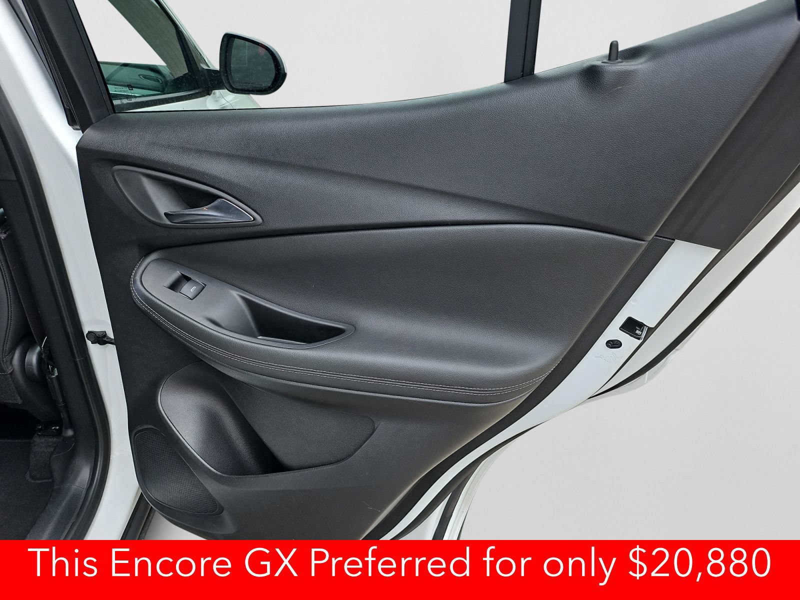 Used 2025 Buick Encore GX Preferred FWD image 37