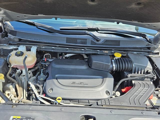 Used 2020 Chrysler Pacifica Touring-L image 24