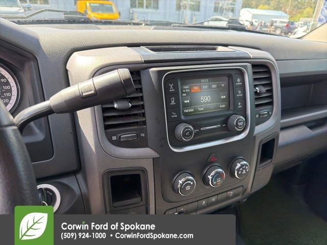 Used 2017 RAM 3500 Tradesman w/ Chrome Appearance Group AWD/4WD image 11