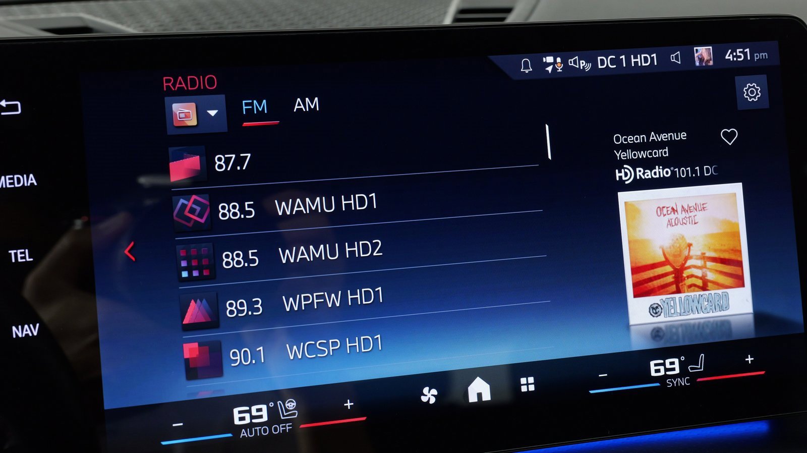 Used 2024 BMW X1 M35i w/ Premium Package image 55