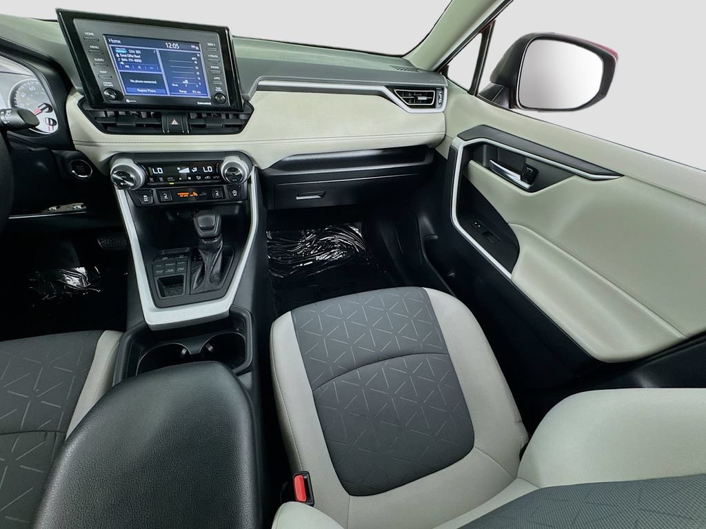 Used 2021 Toyota RAV4 XLE w/ Convenience Package AWD/4WD image 15