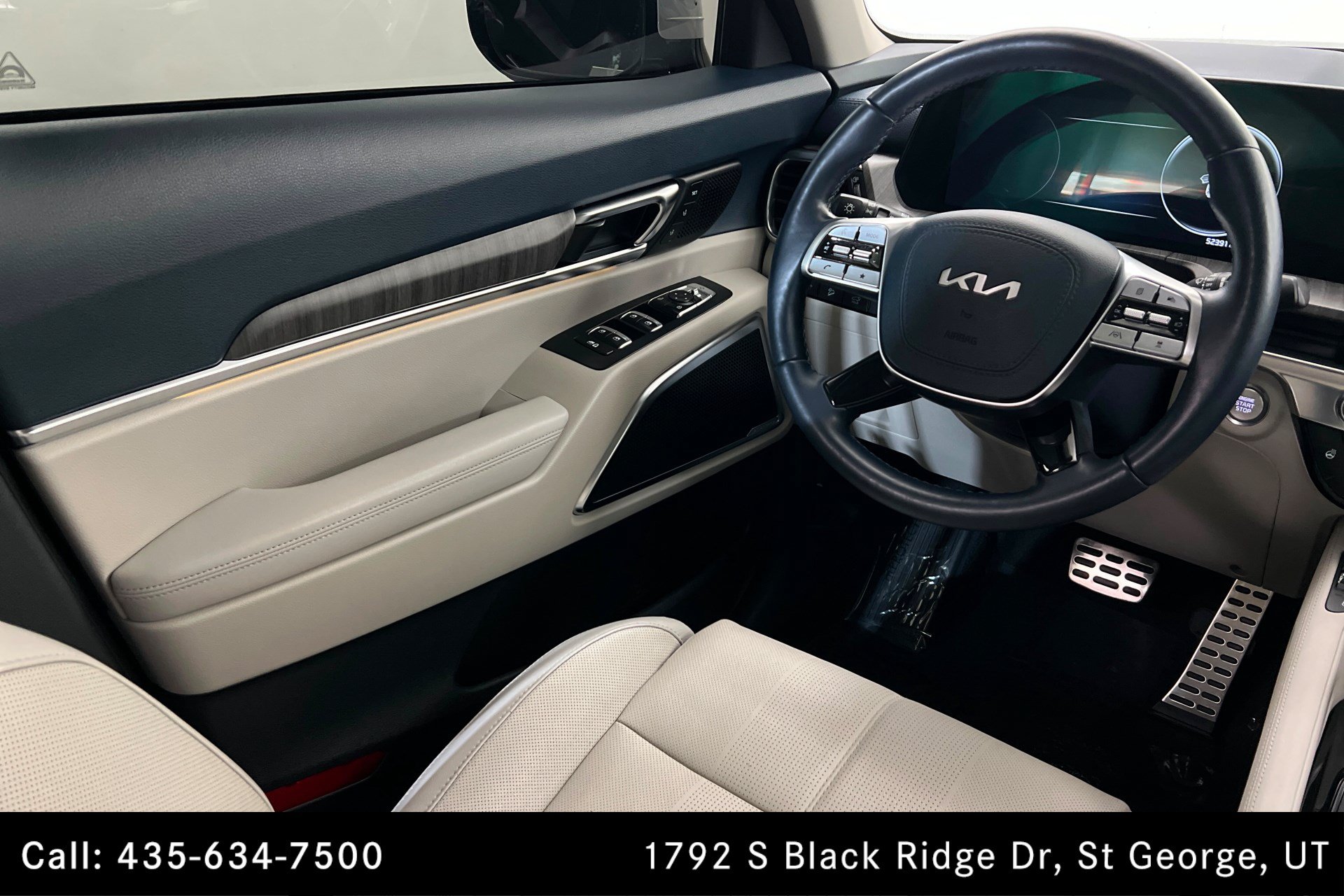 Used 2024 Kia Telluride SX w/ Towing Package AWD/4WD image 11
