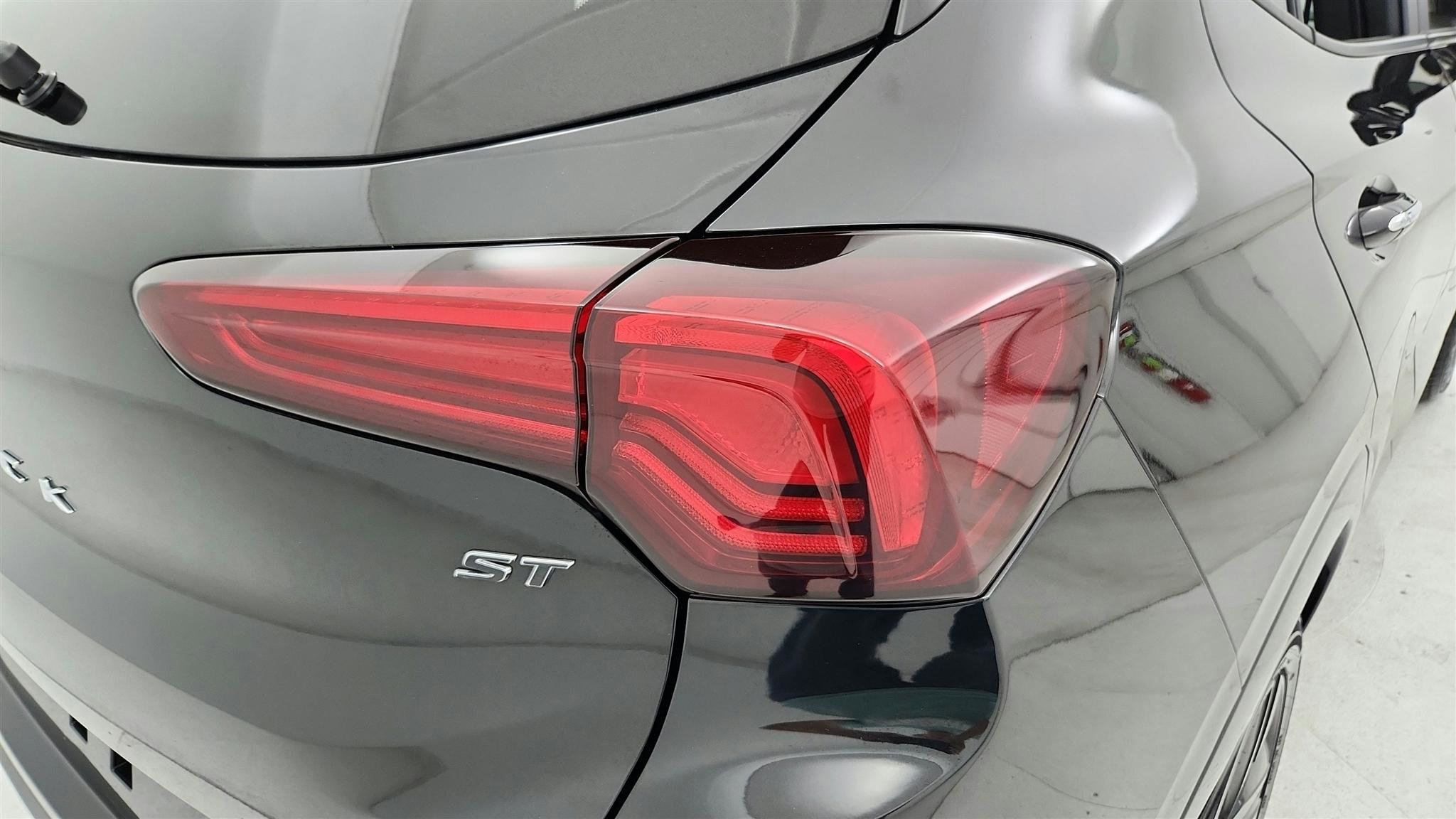 Used 2024 Buick Encore GX Sport Touring FWD image 27