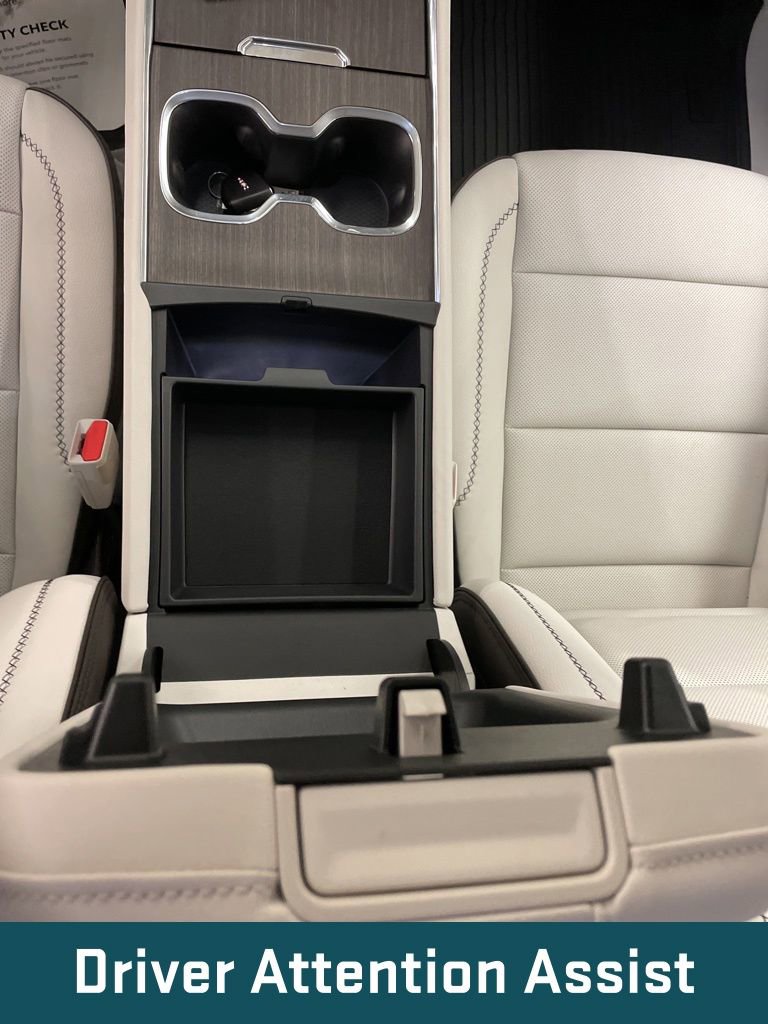 New 2026 GMC Acadia Denali w/ Super Cruise Package AWD/4WD image 16