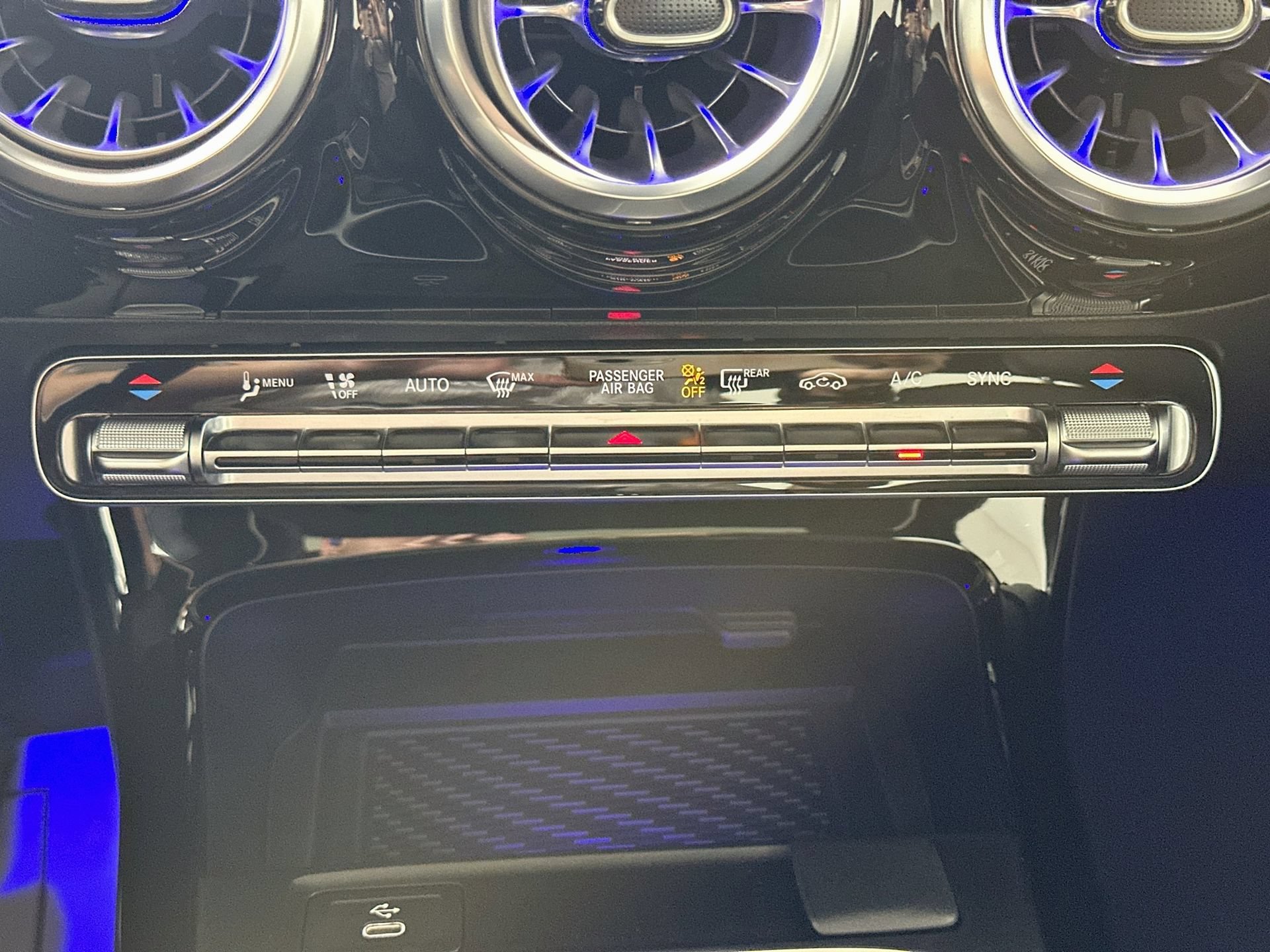 Certified 2025 Mercedes-Benz CLA 250 image 17