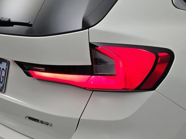 Used 2025 BMW X1 xDrive28i w/ Convenience Package image 32