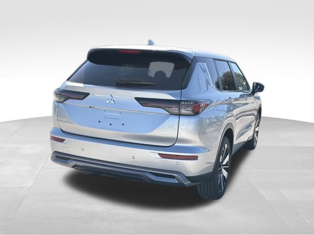 New 2026 Mitsubishi Outlander SE FWD image 5