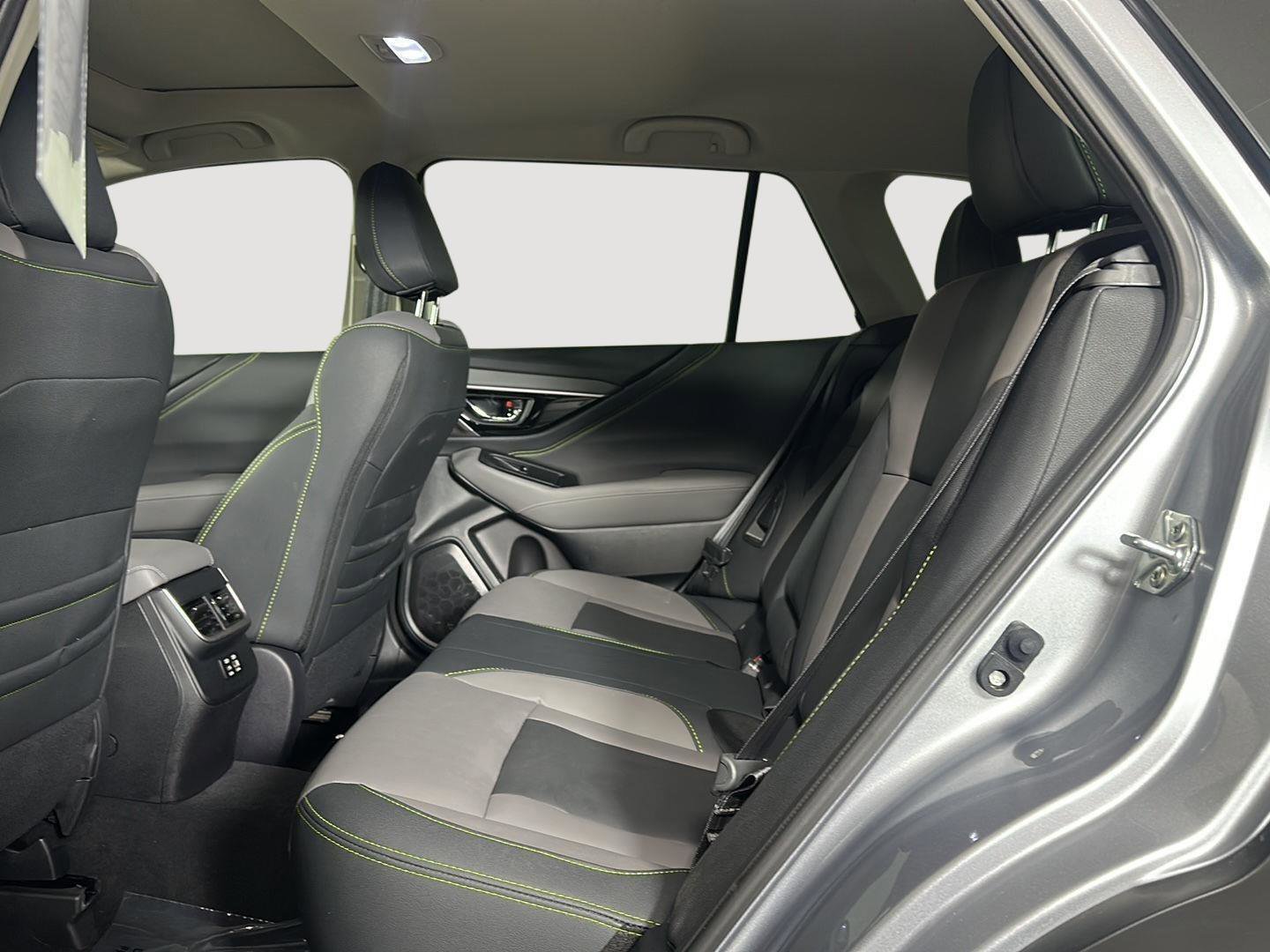 Certified 2025 Subaru Outback Onyx Edition image 18