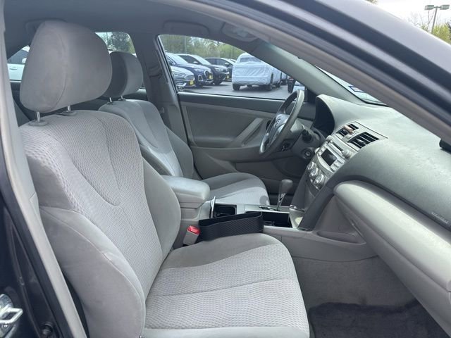 Used 2011 Toyota Camry LE w/ LE Extra-Value Pkg FWD image 9