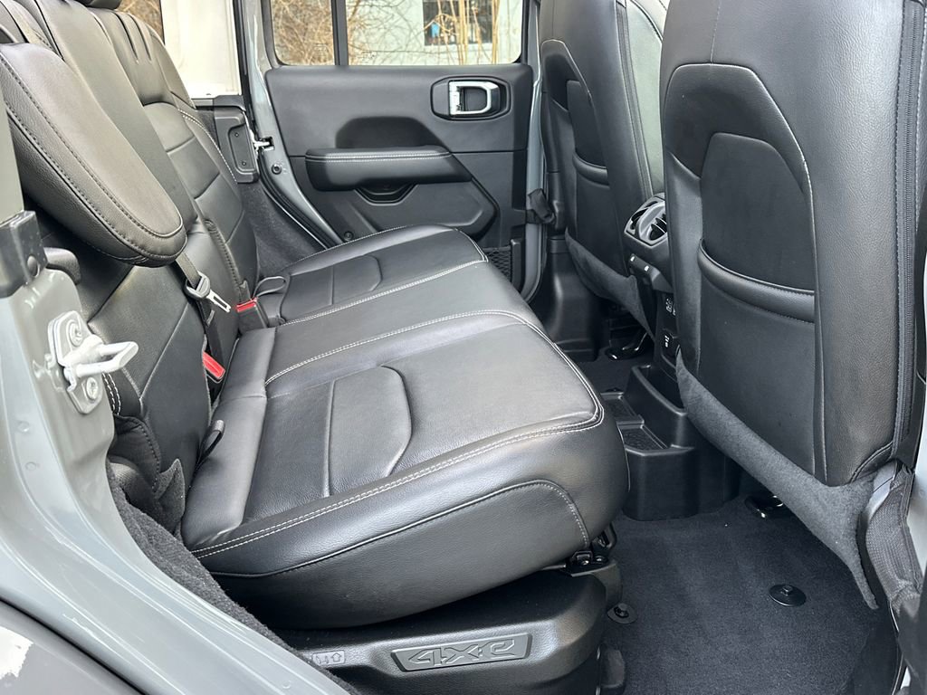 Used 2023 Jeep Wrangler Unlimited Sahara w/ Cold Weather Group image 12