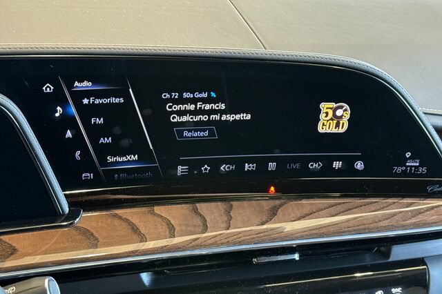Certified 2023 Cadillac Escalade ESV Sport Platinum w/ LPO, ONYX Package AWD/4WD image 19