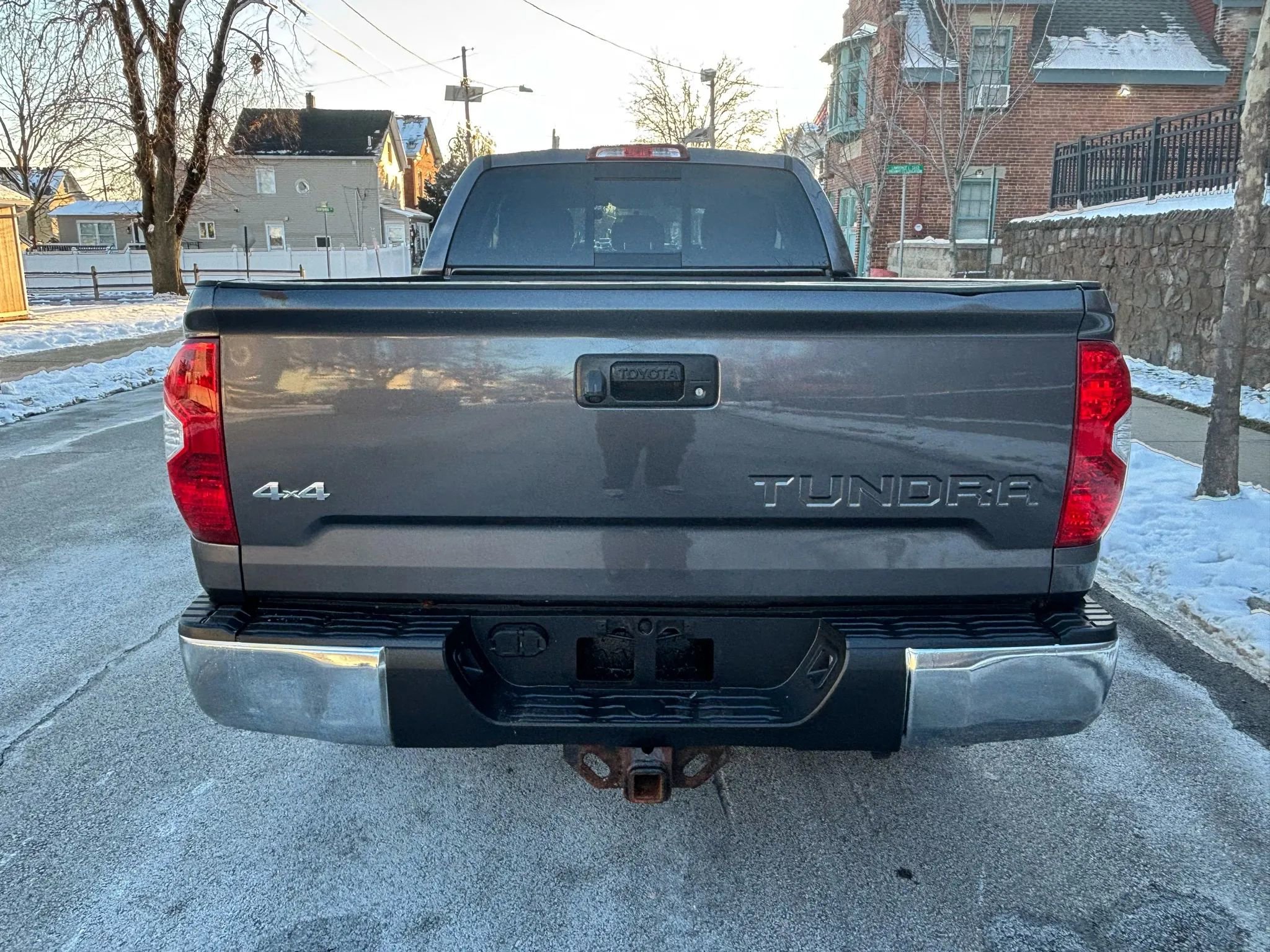 Used 2016 Toyota Tundra SR5 image 8