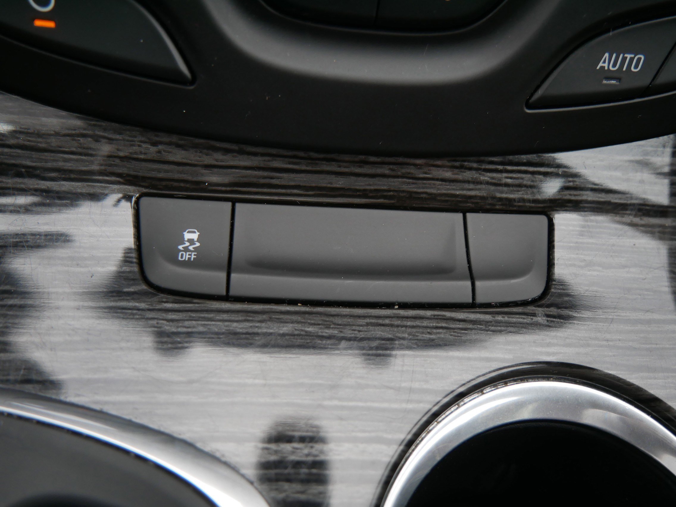 Used 2018 Buick Envision Premium w/ Driver Confidence Package image 33