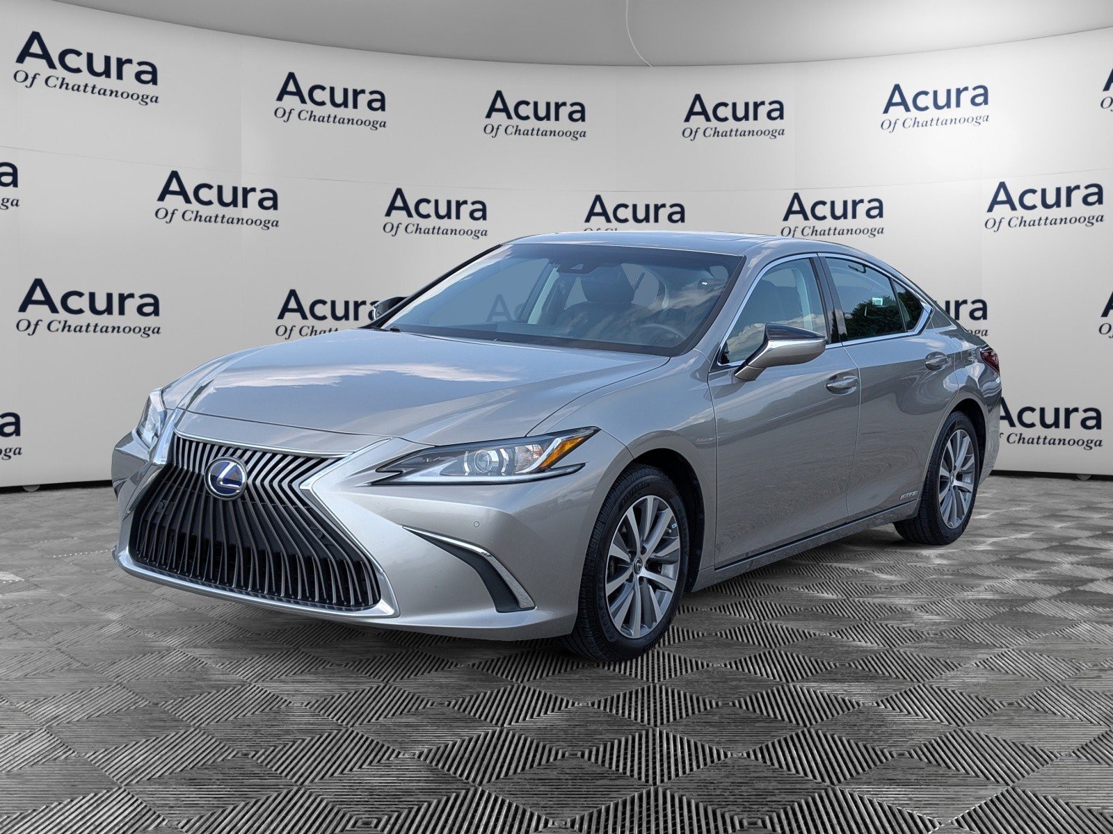 Used 2020 Lexus ES 300h w/ Premium Package image 3
