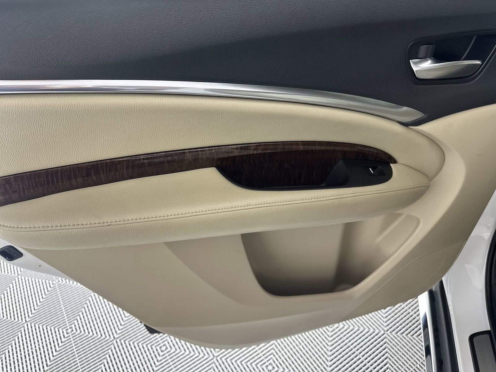 Used 2019 Acura MDX FWD image 30